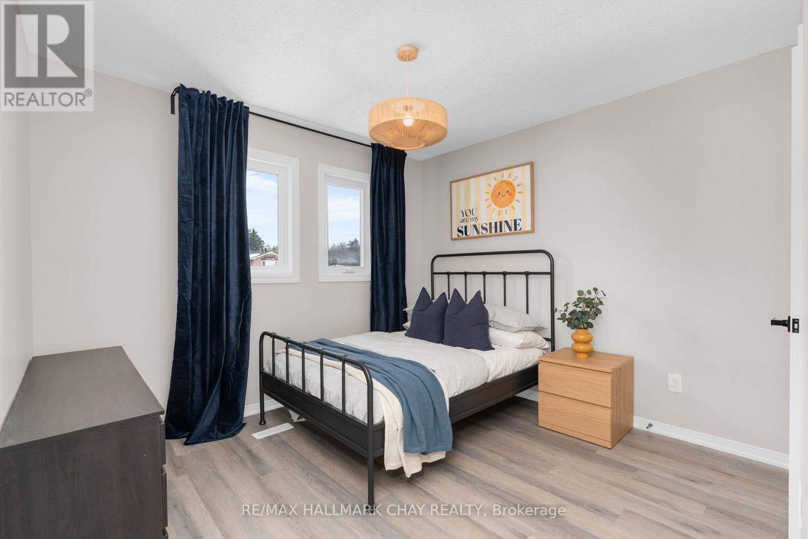 25 Garden Drive, Barrie (Allandale Heights), Ontario  L4N 5T8 - Photo 20 - S12862330