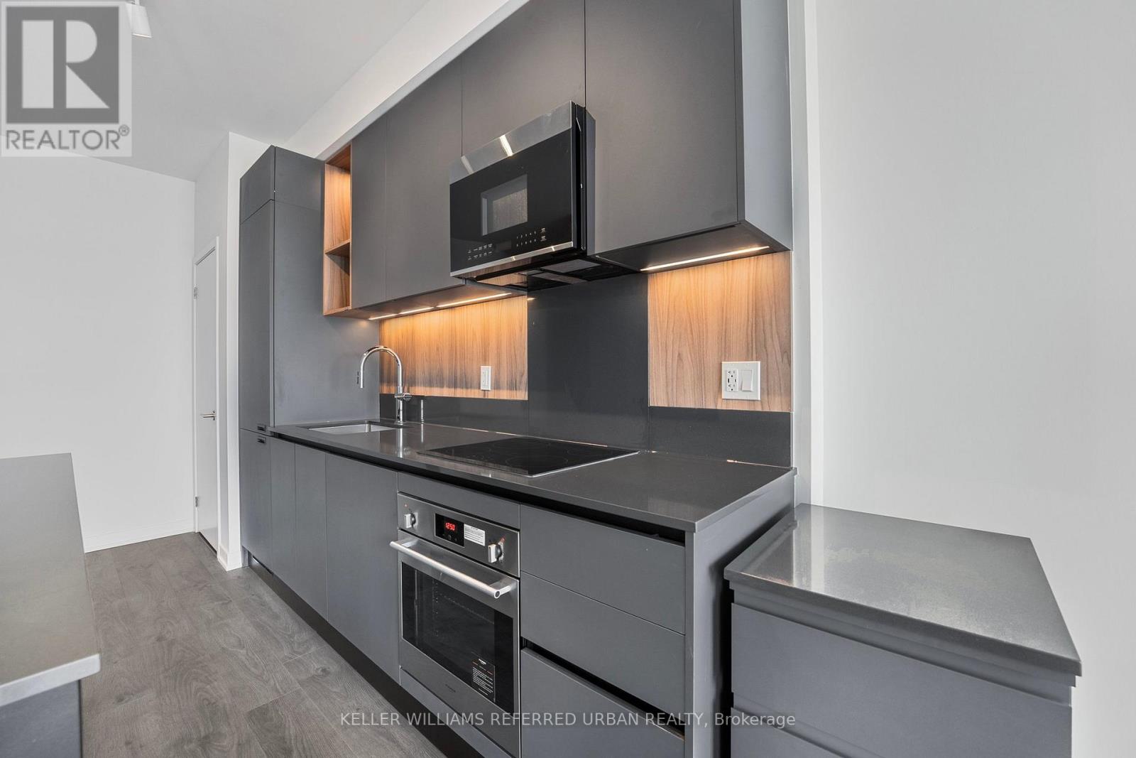 2203 - 39 Mary Street, Barrie (City Centre), Ontario  L4N 1S9 - Photo 18 - S12862370