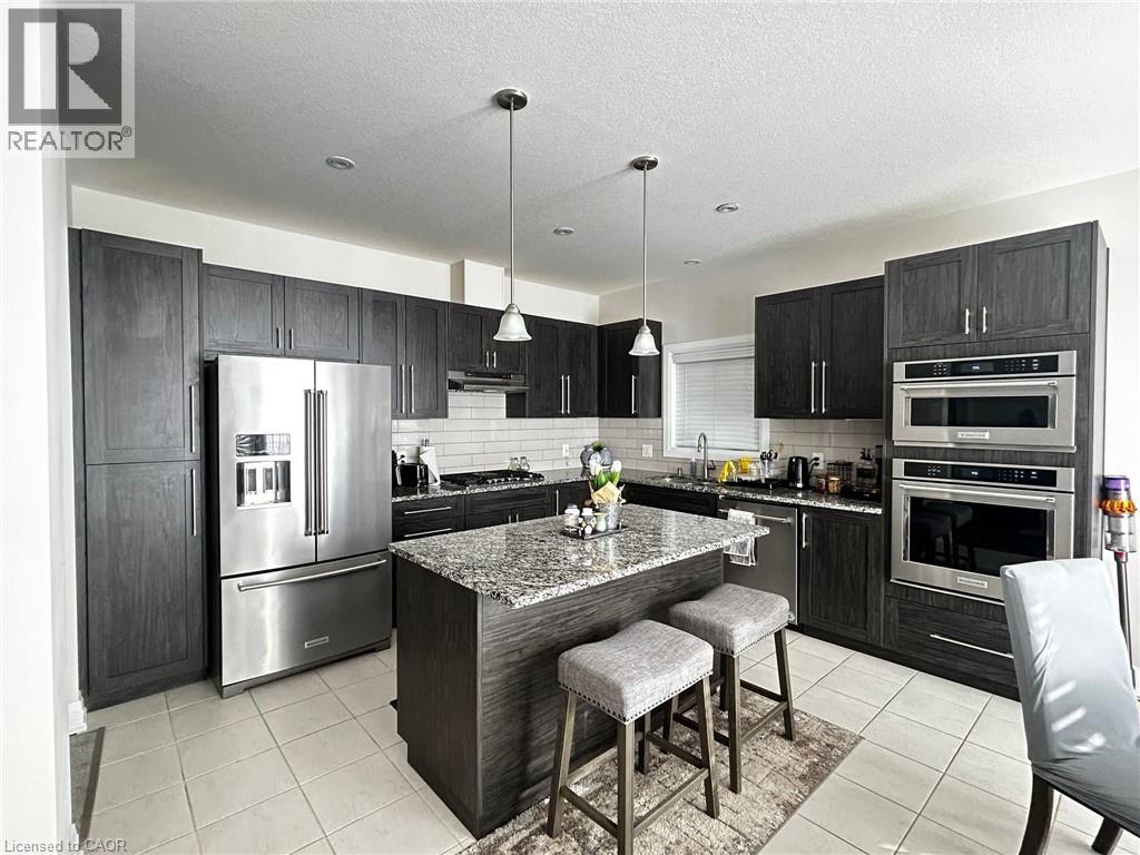 253 Sedgewood Street, Kitchener, Ontario  N2P 0G7 - Photo 3 - 40804939