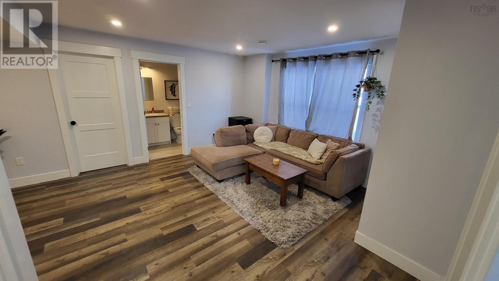 52 & 54 Gaspereau Avenue, Wolfville, Nova Scotia  B4P 2E1 - Photo 20 - 202603922