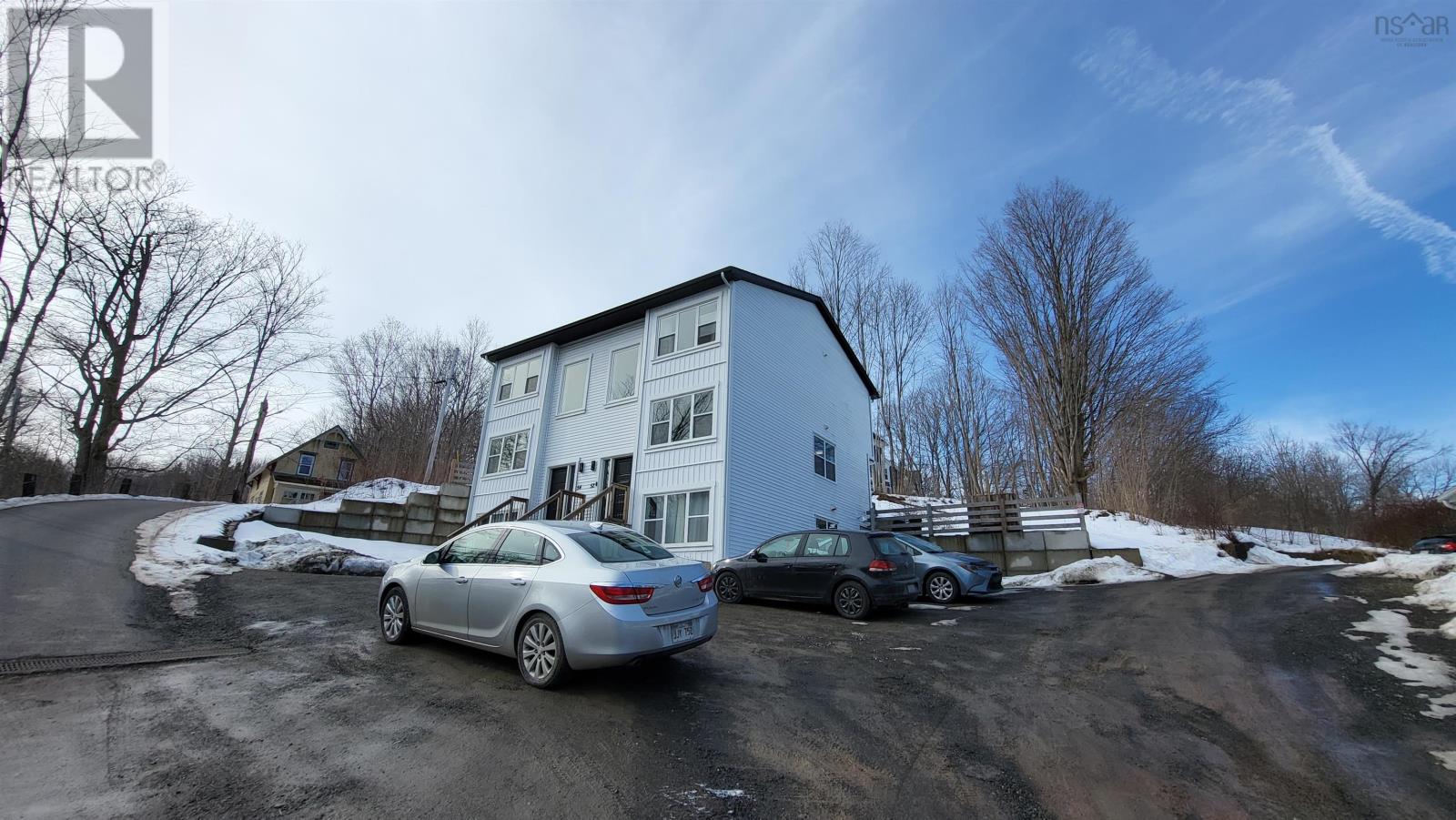 52 & 54 Gaspereau Avenue, Wolfville, Nova Scotia  B4P 2E1 - Photo 3 - 202603922