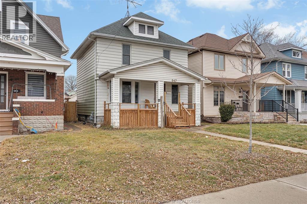 947 Moy Avenue, Windsor, Ontario  N9A 2N9 - Photo 2 - 26004892