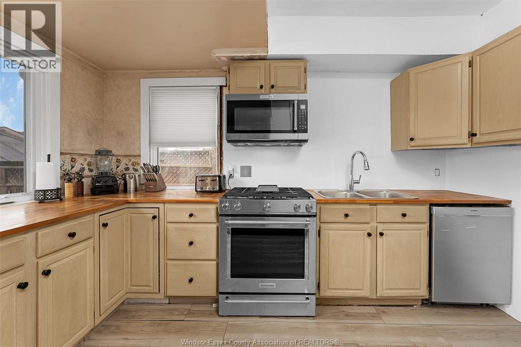 947 Moy Avenue, Windsor, Ontario  N9A 2N9 - Photo 14 - 26004892