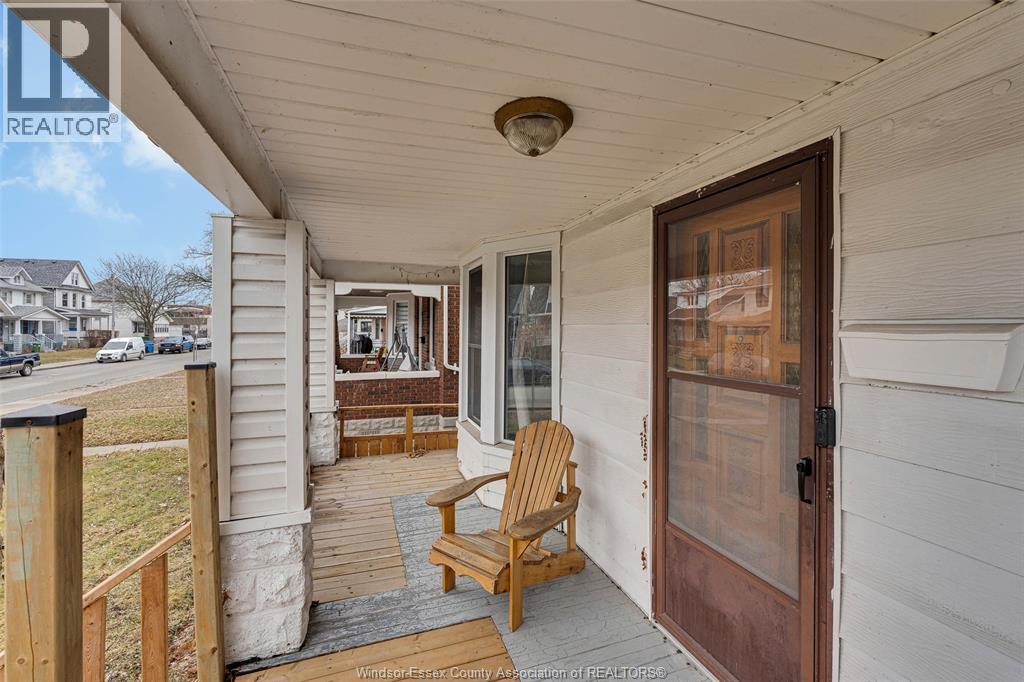 947 Moy Avenue, Windsor, Ontario  N9A 2N9 - Photo 3 - 26004892