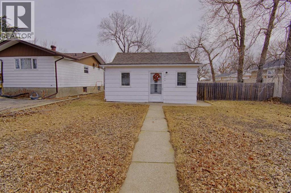 216 7 Street N, vauxhall, Alberta