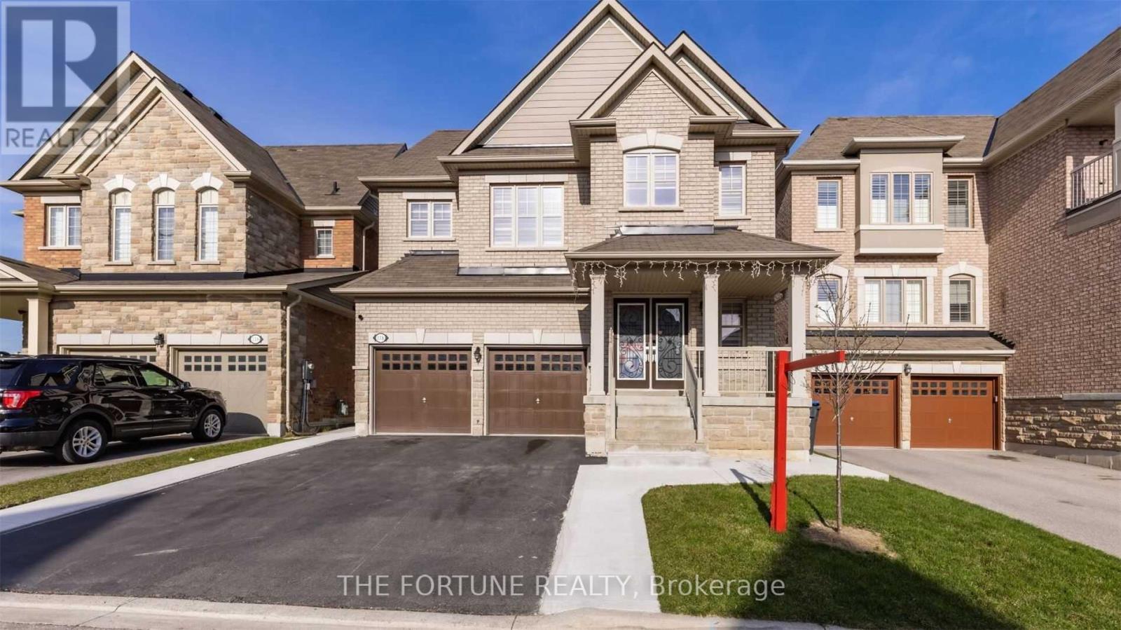 118 LEADERSHIP DRIVE, Brampton, Ontario