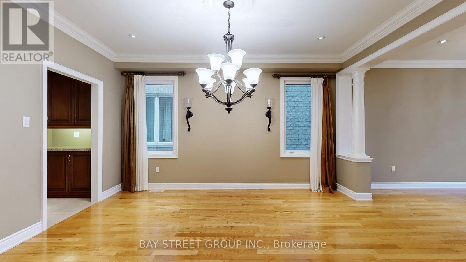 2352 Delnice Drive, Oakville, Ontario  L6H 0A9 - Photo 18 - W12862364