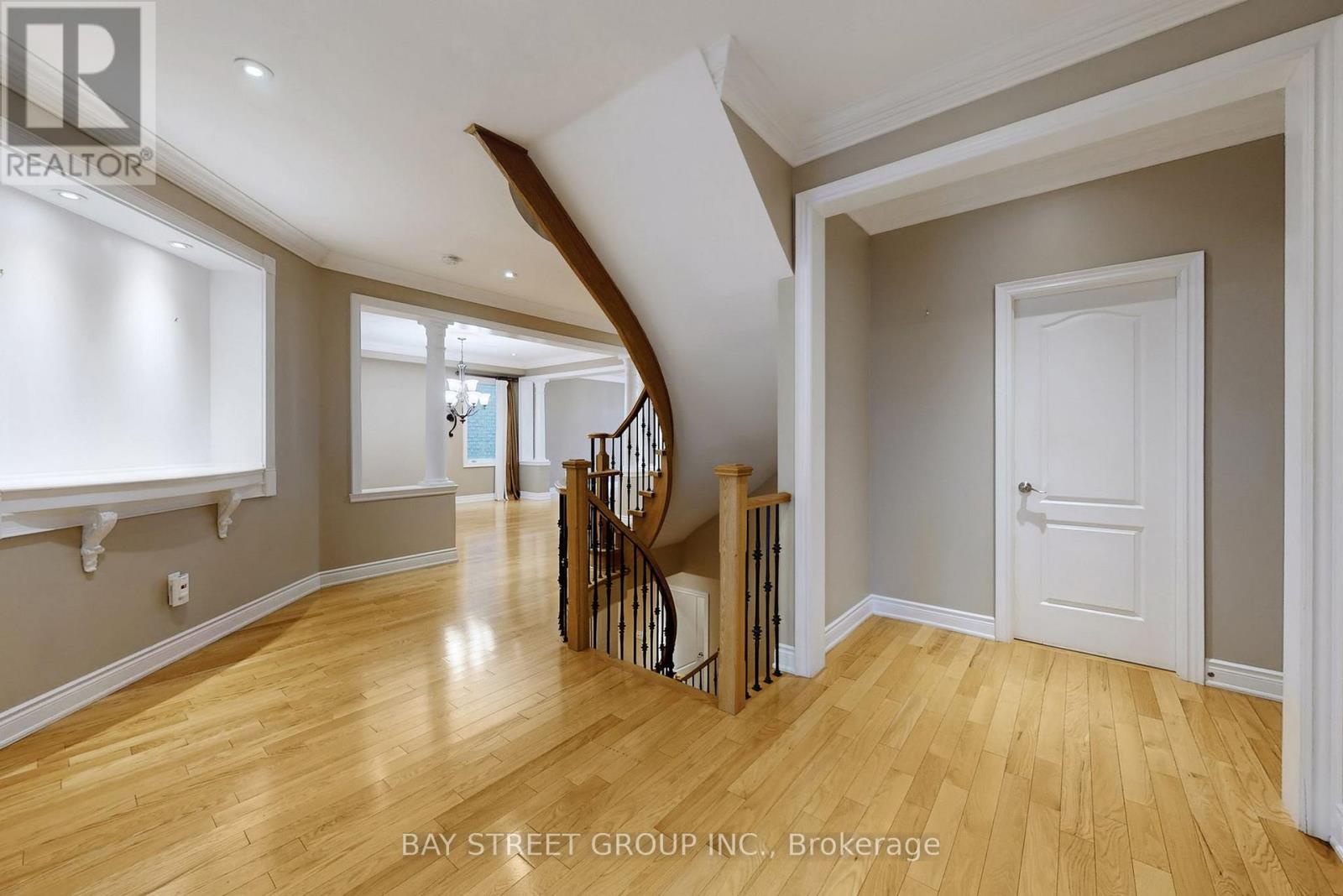 2352 Delnice Drive, Oakville, Ontario  L6H 0A9 - Photo 23 - W12862364