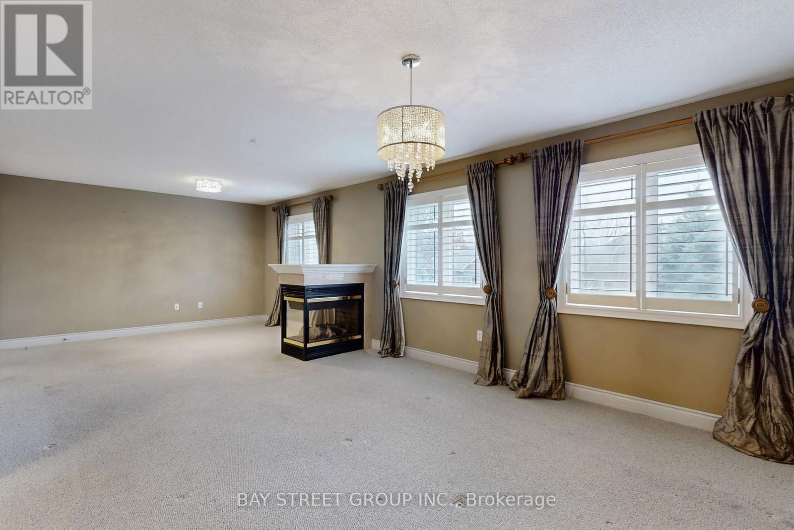 2352 Delnice Drive, Oakville, Ontario  L6H 0A9 - Photo 38 - W12862364