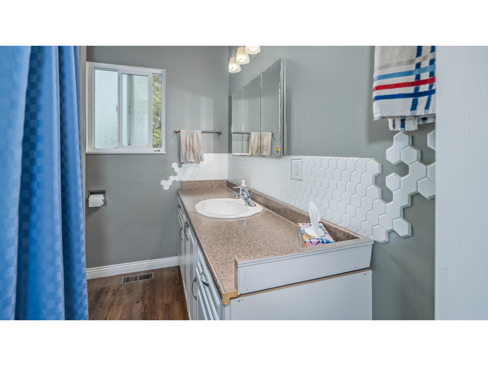 32075 Debreen Crescent, Abbotsford, British Columbia  V2T 1H1 - Photo 21 - R3097346