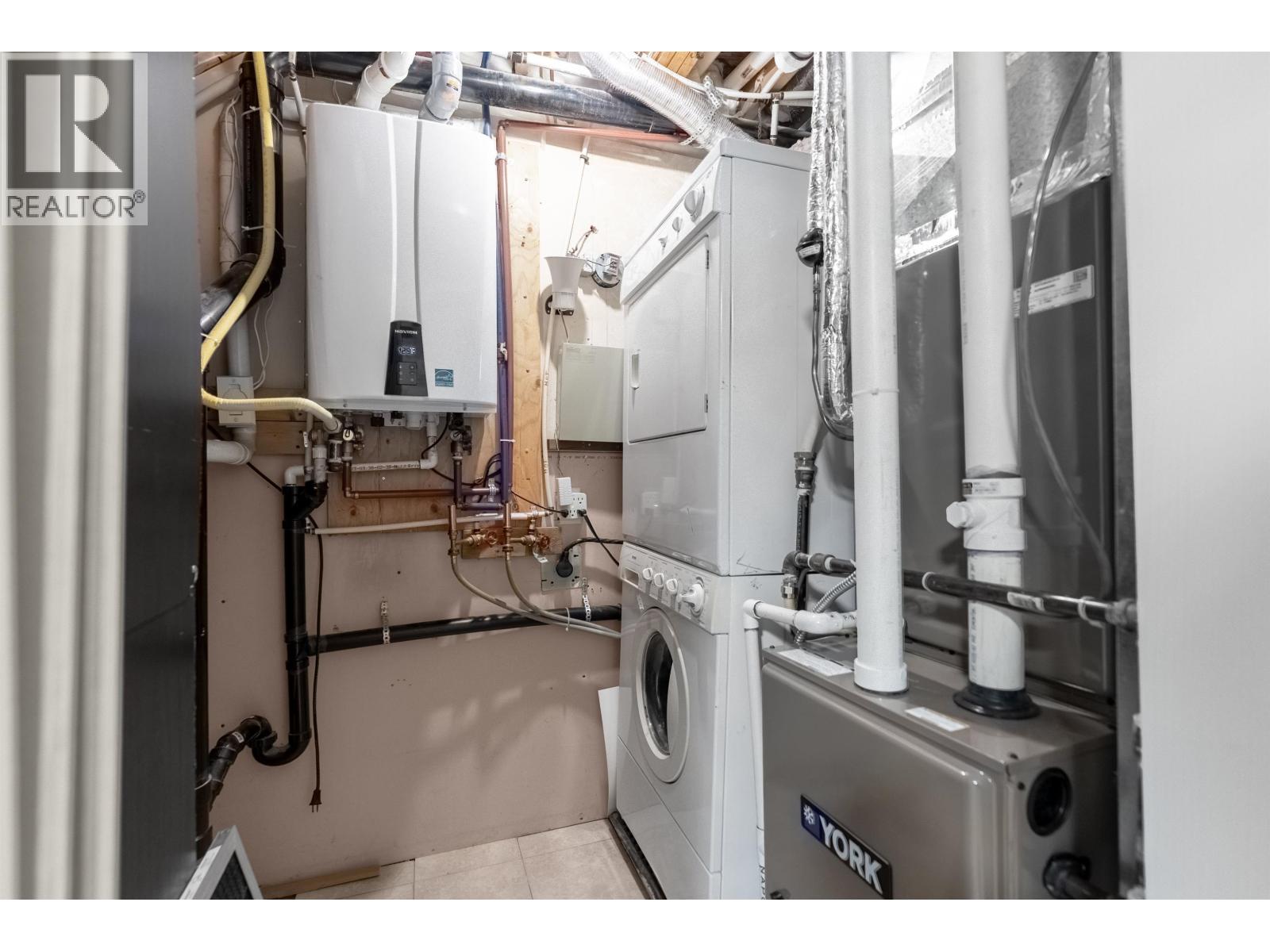 24222 103 Avenue, Maple Ridge, British Columbia  V2W 1Y1 - Photo 35 - R3097330