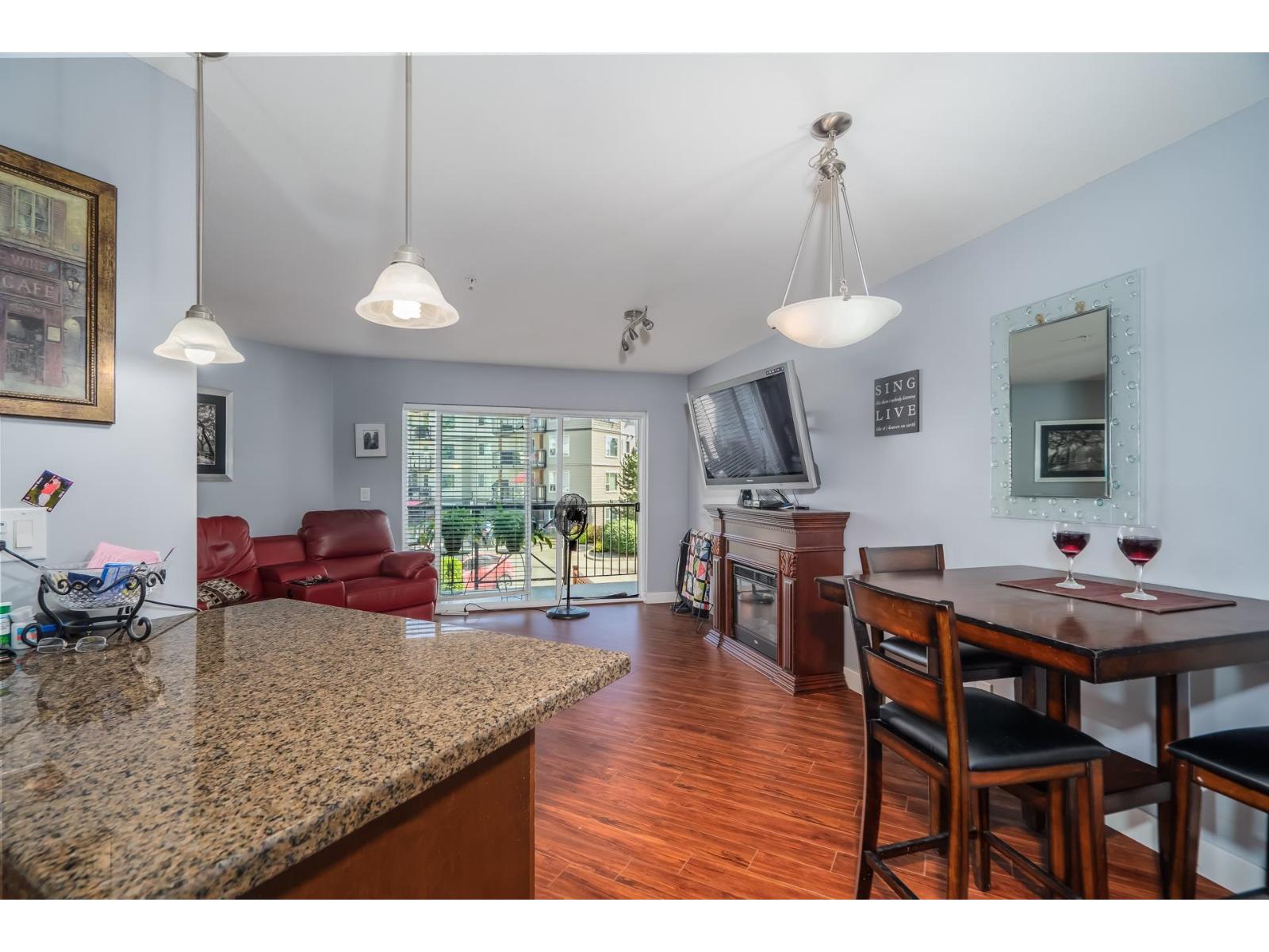 202 2955 Diamond Crescent, Abbotsford, British Columbia  V2T 2L5 - Photo 12 - R3097397