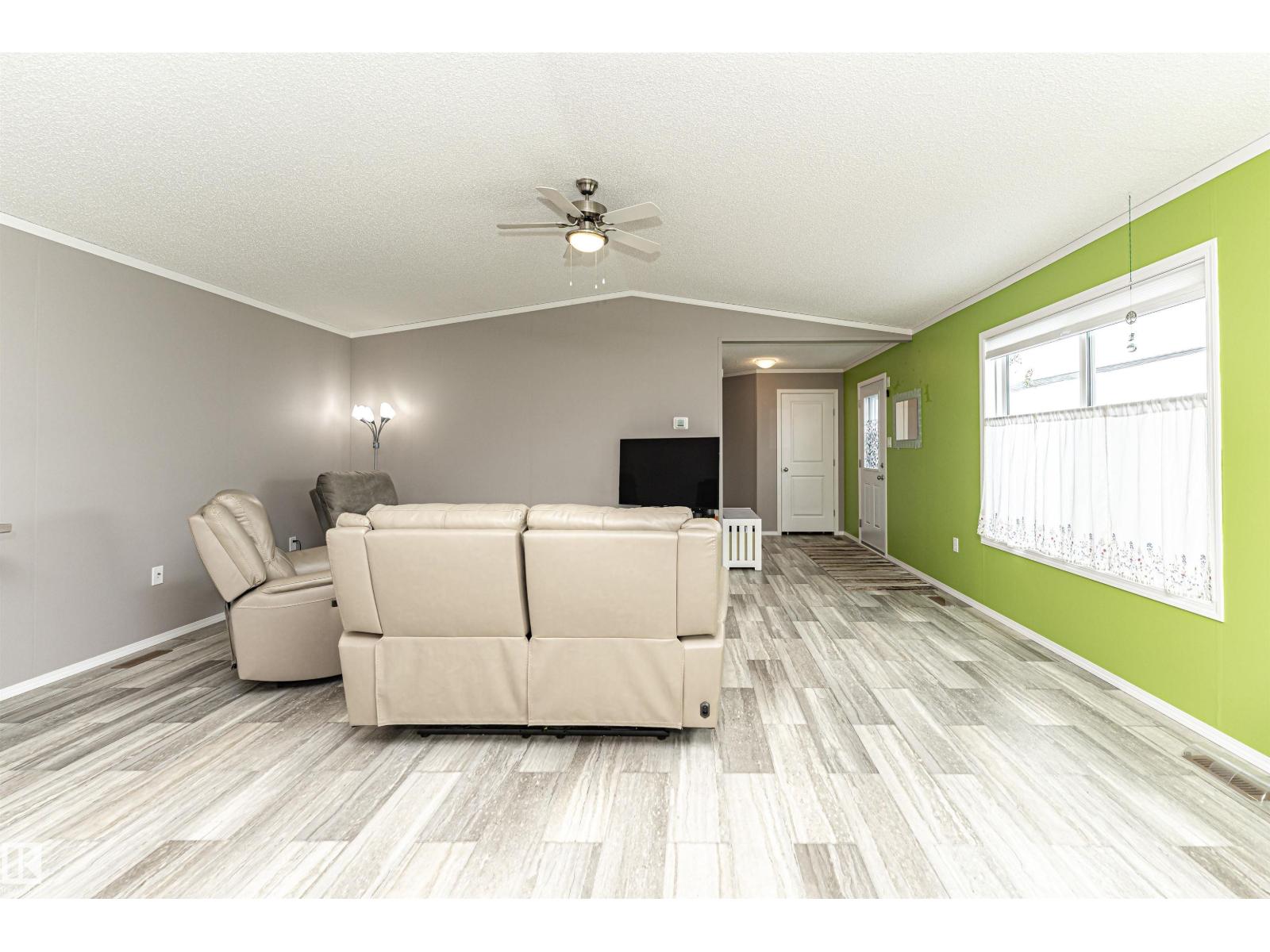 6 Aspen Av, Morinville, Alberta  T8R 2P7 - Photo 13 - E4476601