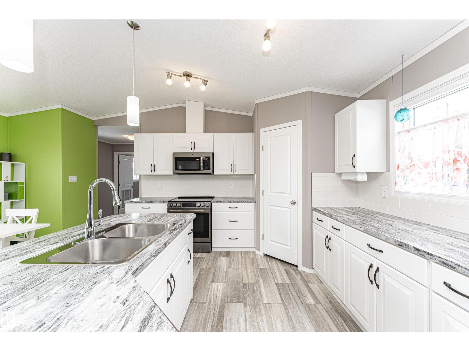 6 Aspen Av, Morinville, Alberta  T8R 2P7 - Photo 23 - E4476601