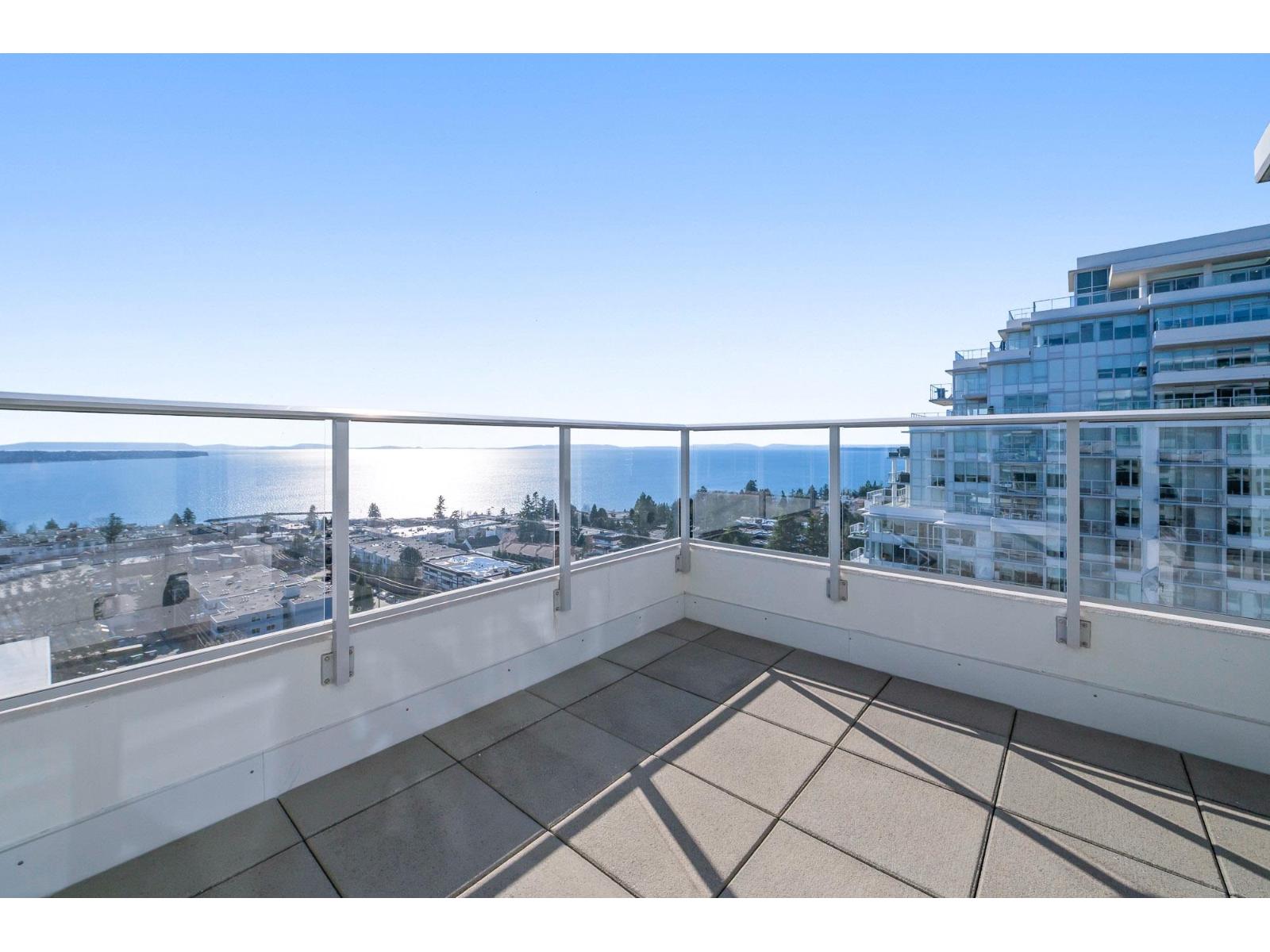 1304 1441 JOHNSTON STREET, White Rock, British Columbia