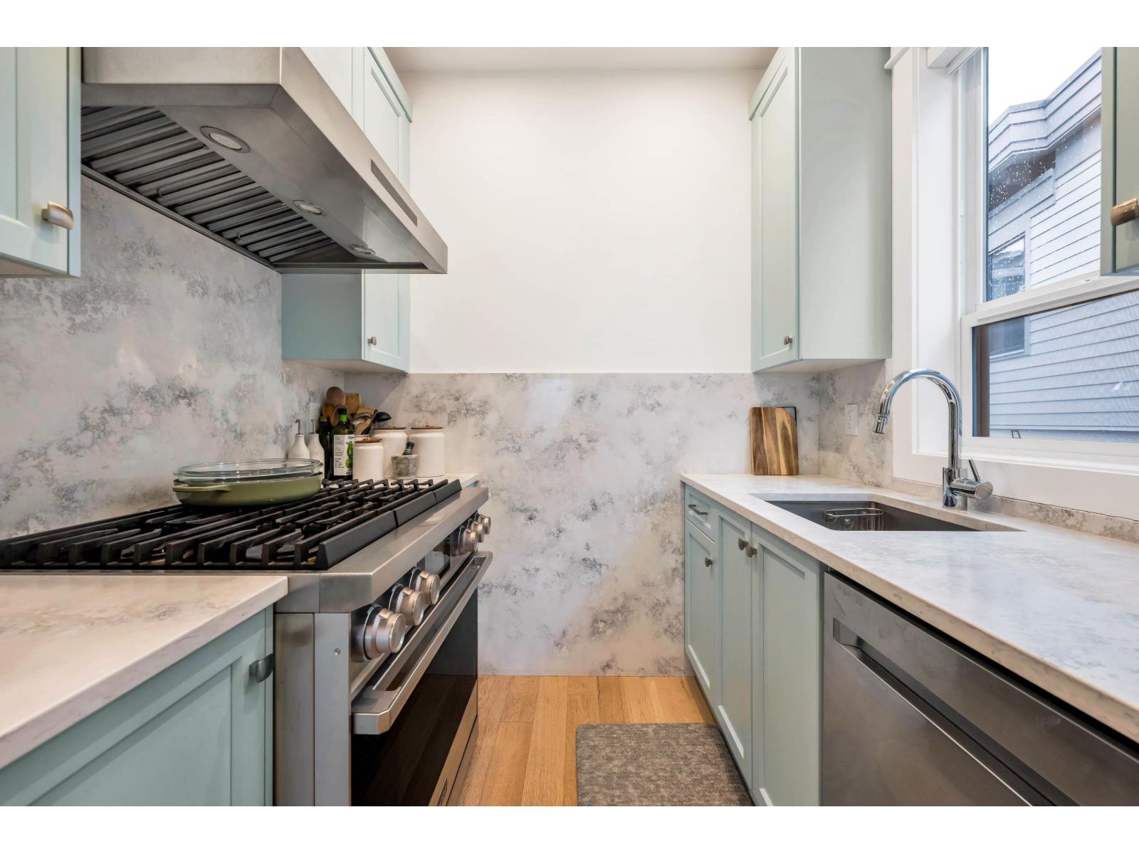 35904 Timberlane Drive, Abbotsford, British Columbia  V3G 1G3 - Photo 9 - R3097000