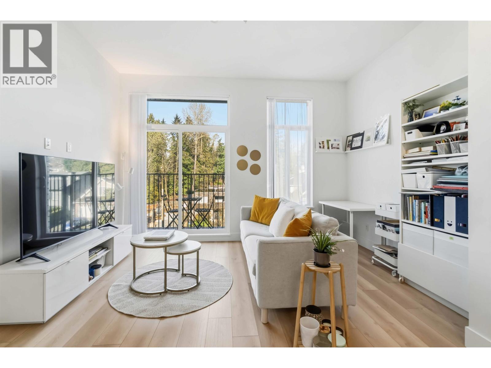 310 718 EDGAR AVENUE, Coquitlam, British Columbia