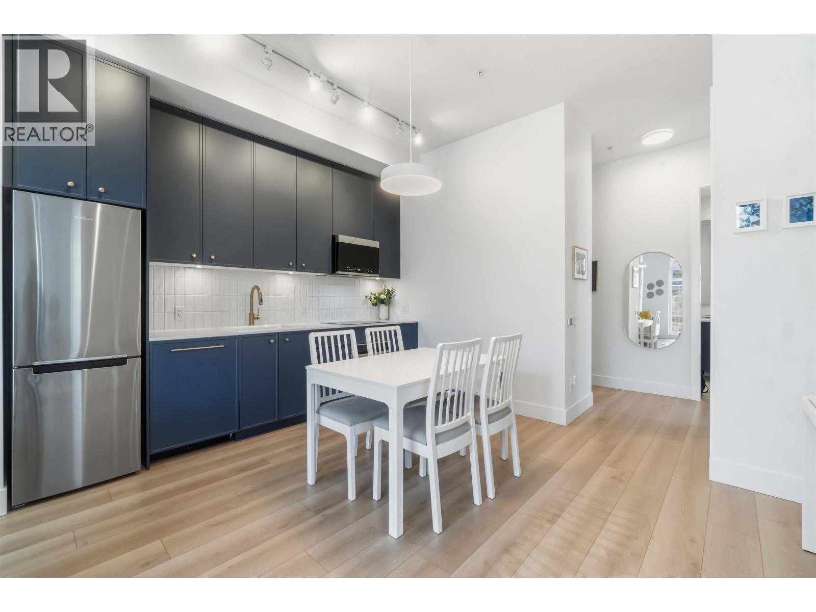 310 718 Edgar Avenue, Coquitlam, British Columbia  V3K 0H2 - Photo 8 - R3088042