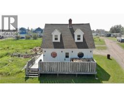 22 Beach Street, Pointe-Du-Chêne, New Brunswick