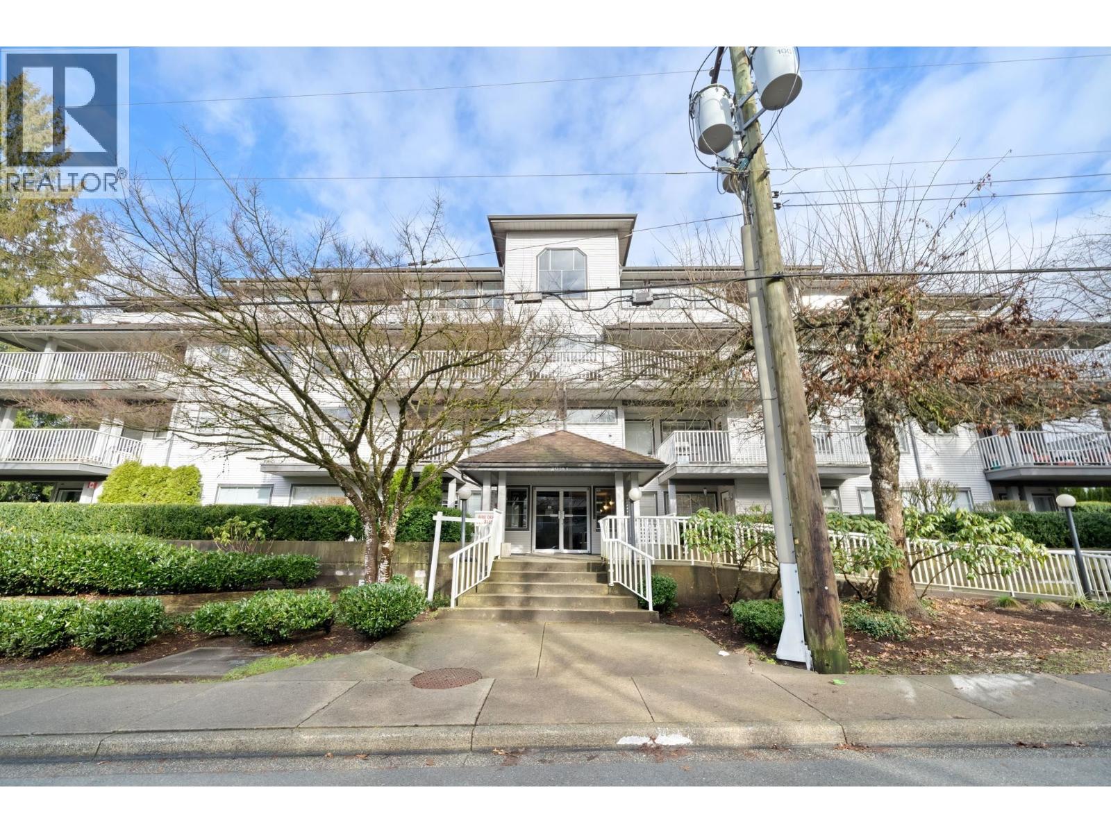 402 20561 113 Avenue, Maple Ridge, British Columbia  V2X 1E2 - Photo 1 - R3096951