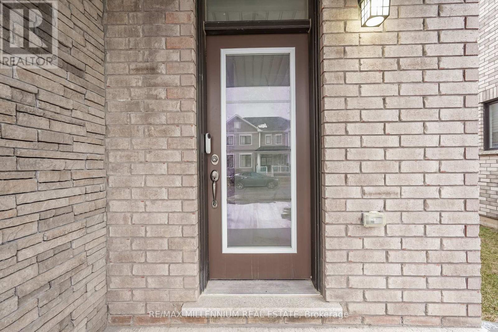 329 Vanilla Trail, Thorold, Ontario  L2V 0K8 - Photo 11 - X12862254