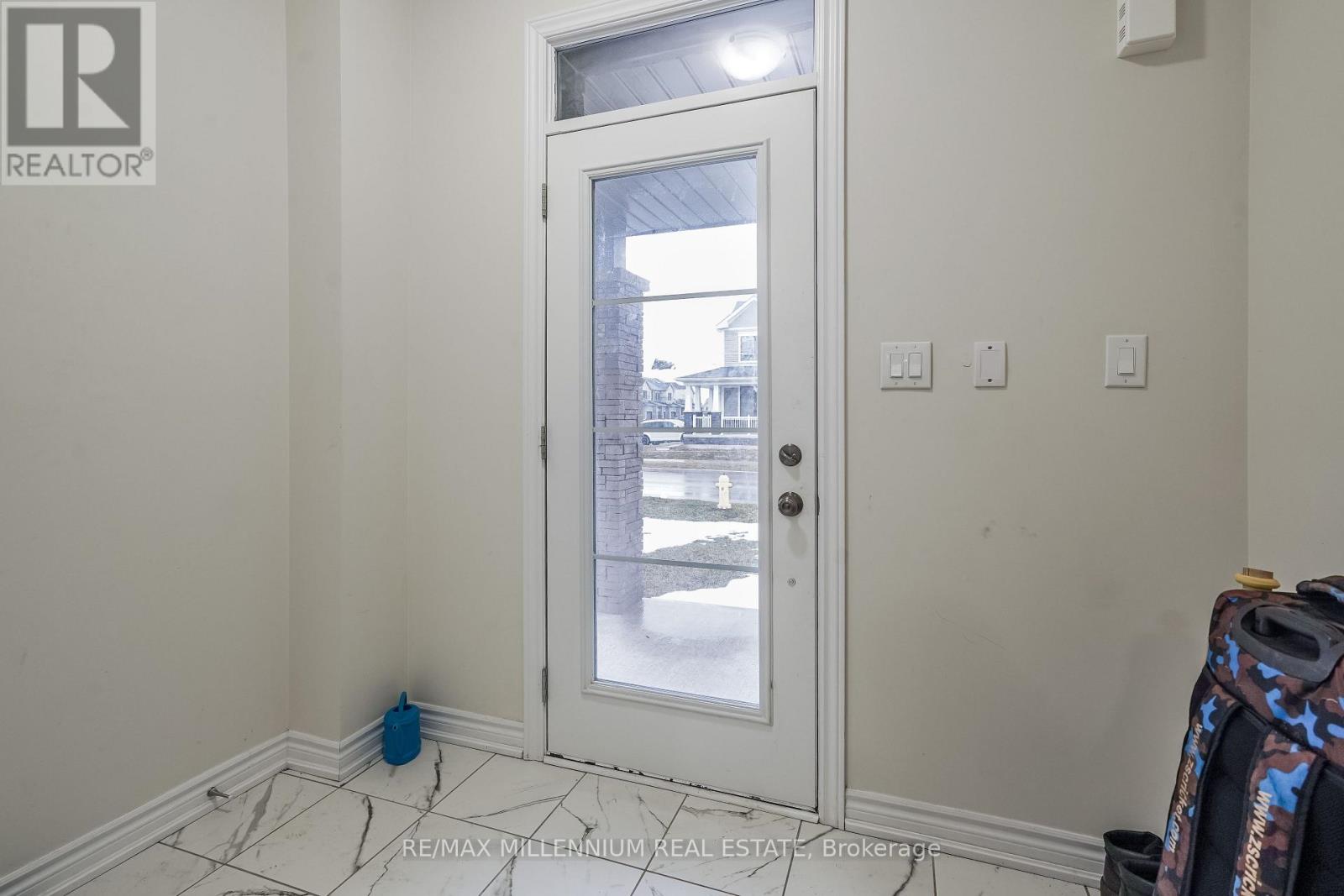 329 Vanilla Trail, Thorold, Ontario  L2V 0K8 - Photo 12 - X12862254