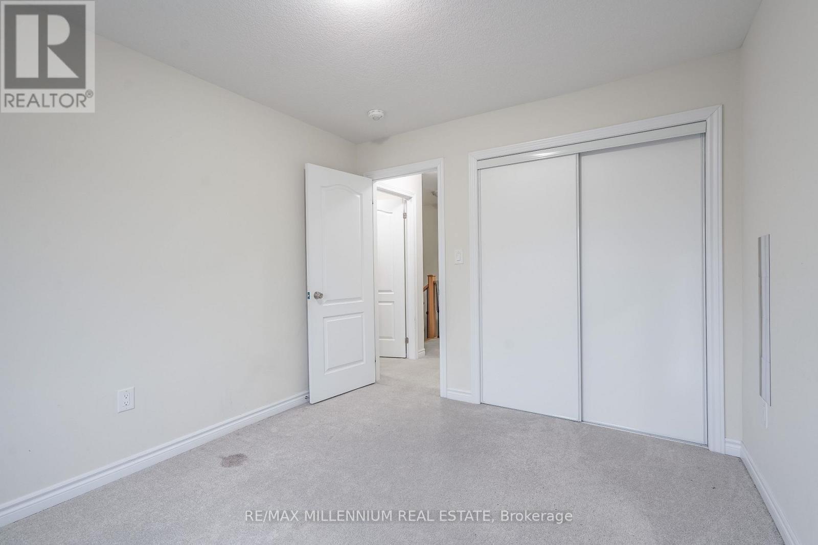 329 Vanilla Trail, Thorold, Ontario  L2V 0K8 - Photo 24 - X12862254