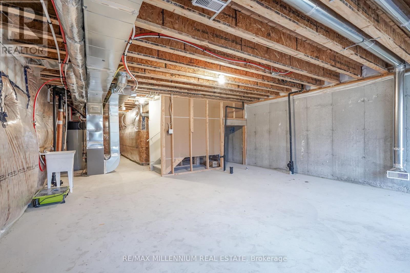 329 Vanilla Trail, Thorold, Ontario  L2V 0K8 - Photo 35 - X12862254