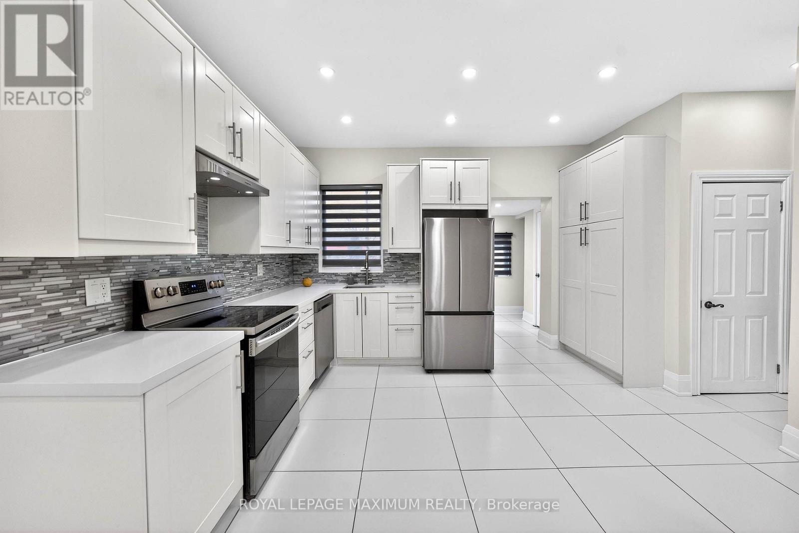 31 Campbell Avenue, Hamilton, Ontario  L8L 2M9 - Photo 10 - X12862264