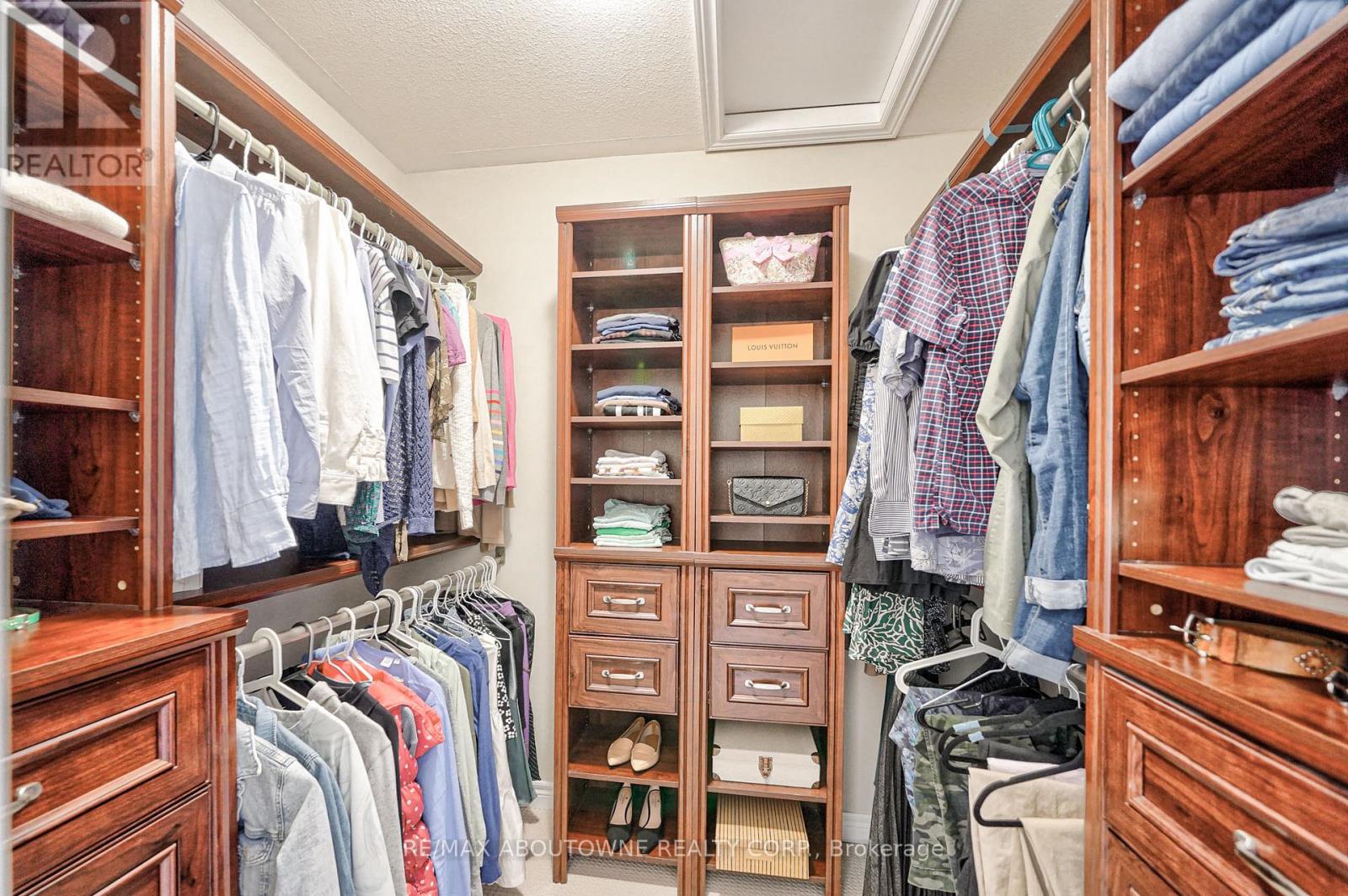 195 Greti Drive, Hamilton, Ontario  L9B 0H5 - Photo 20 - X12862326