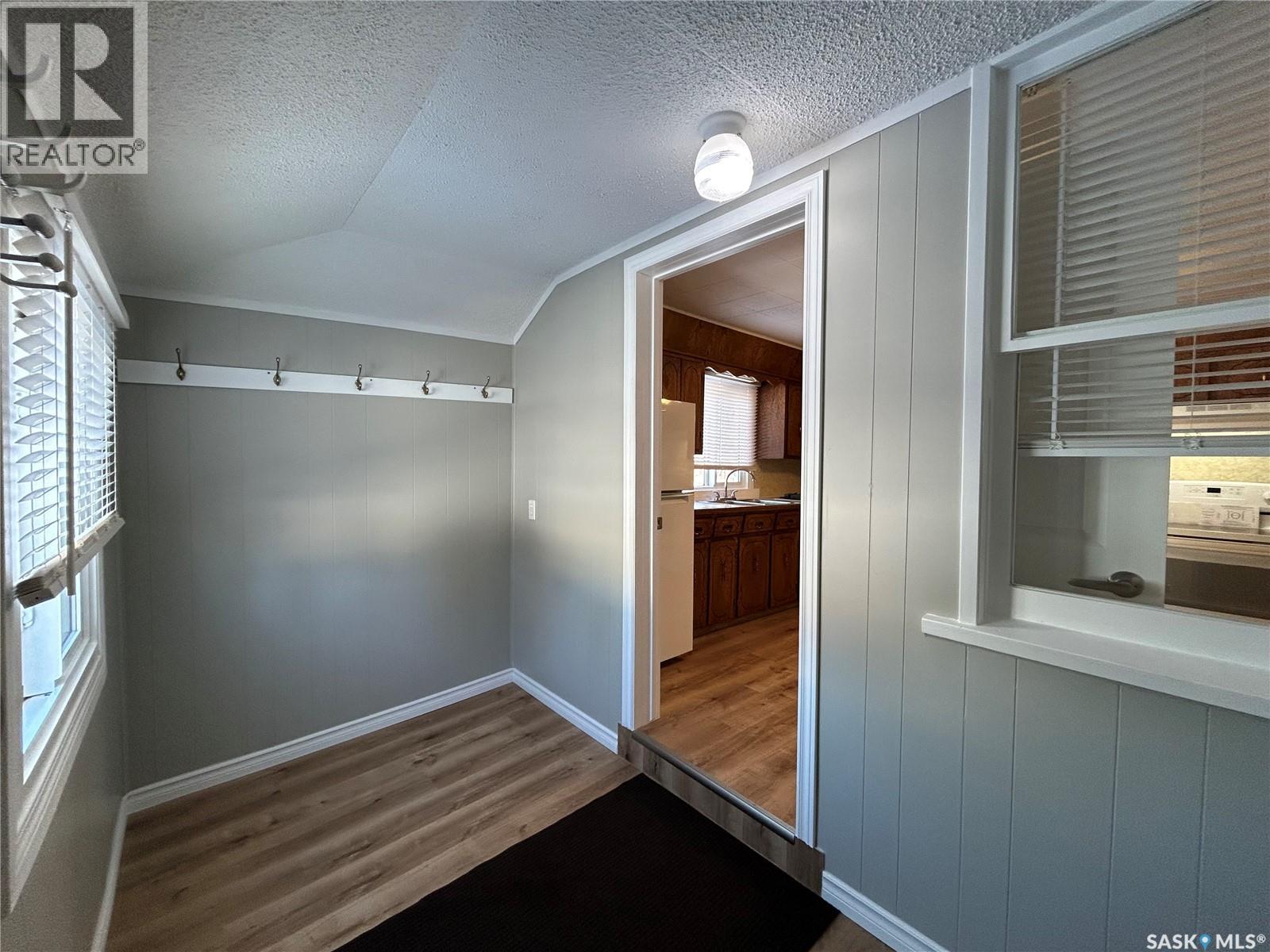 716 14th Street, Humboldt, Saskatchewan  S0K 2A0 - Photo 3 - SK030008