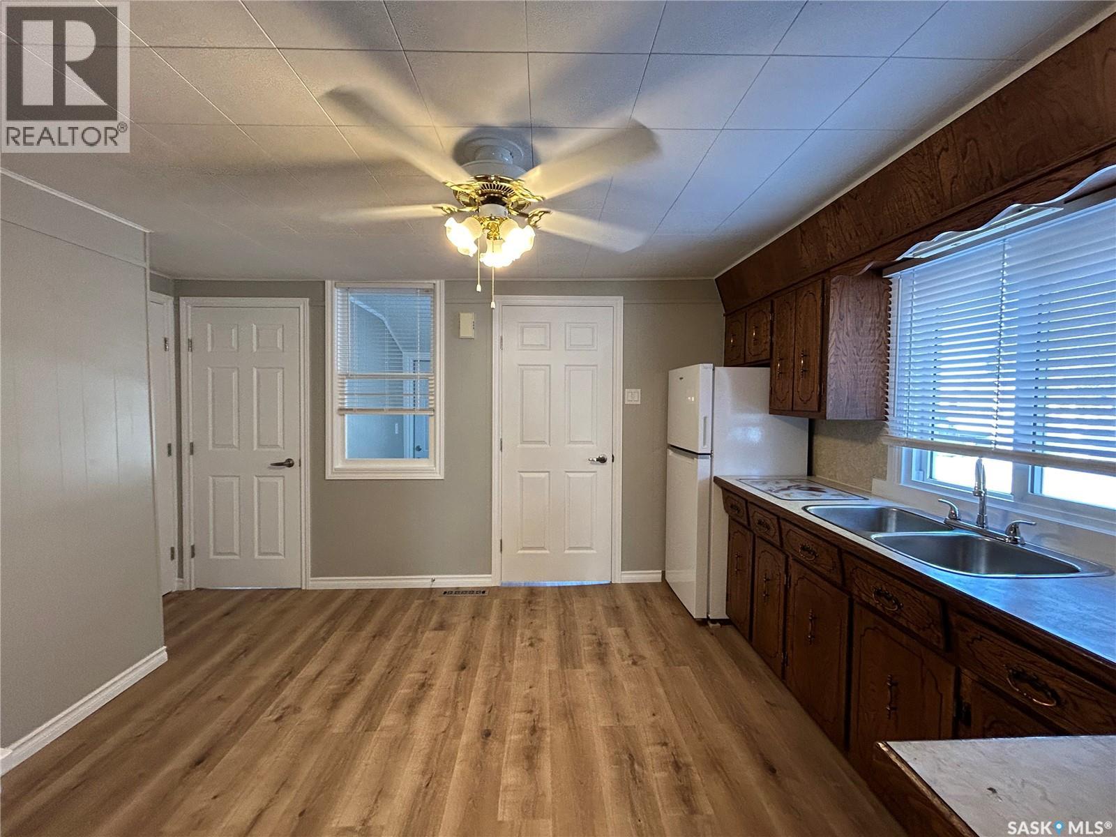 716 14th Street, Humboldt, Saskatchewan  S0K 2A0 - Photo 4 - SK030008