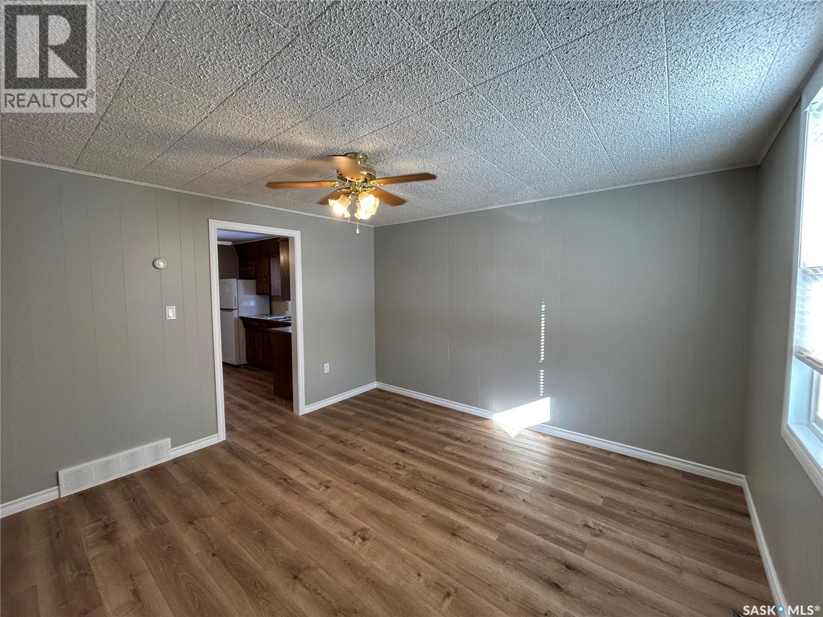 716 14th Street, Humboldt, Saskatchewan  S0K 2A0 - Photo 7 - SK030008