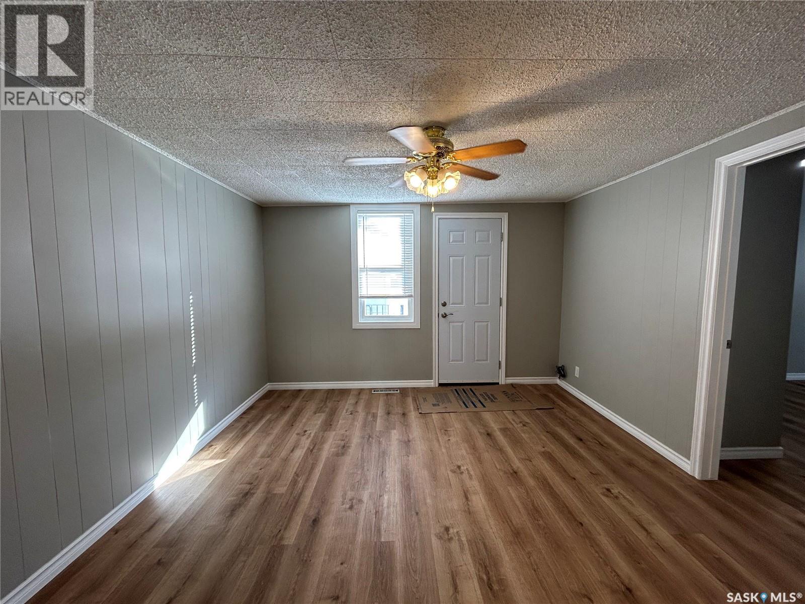 716 14th Street, Humboldt, Saskatchewan  S0K 2A0 - Photo 9 - SK030008