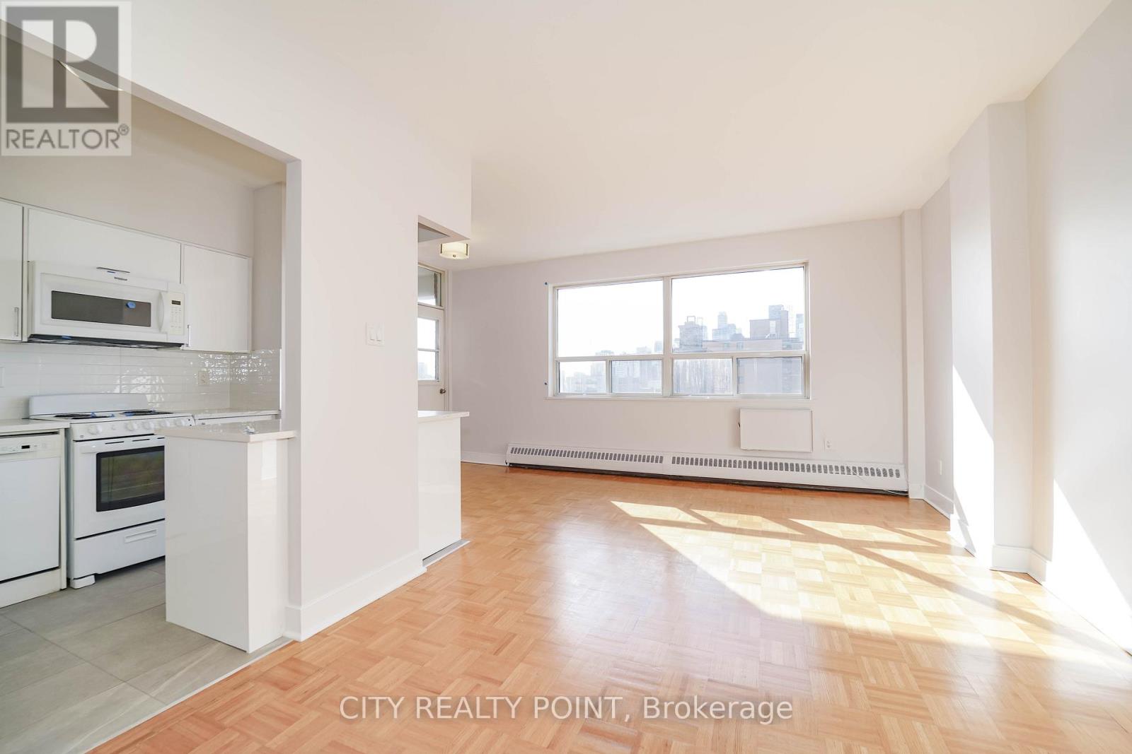 802 - 490 Eglinton Avenue E, Toronto, Ontario  M4P 1M4 - Photo 3 - C12778994