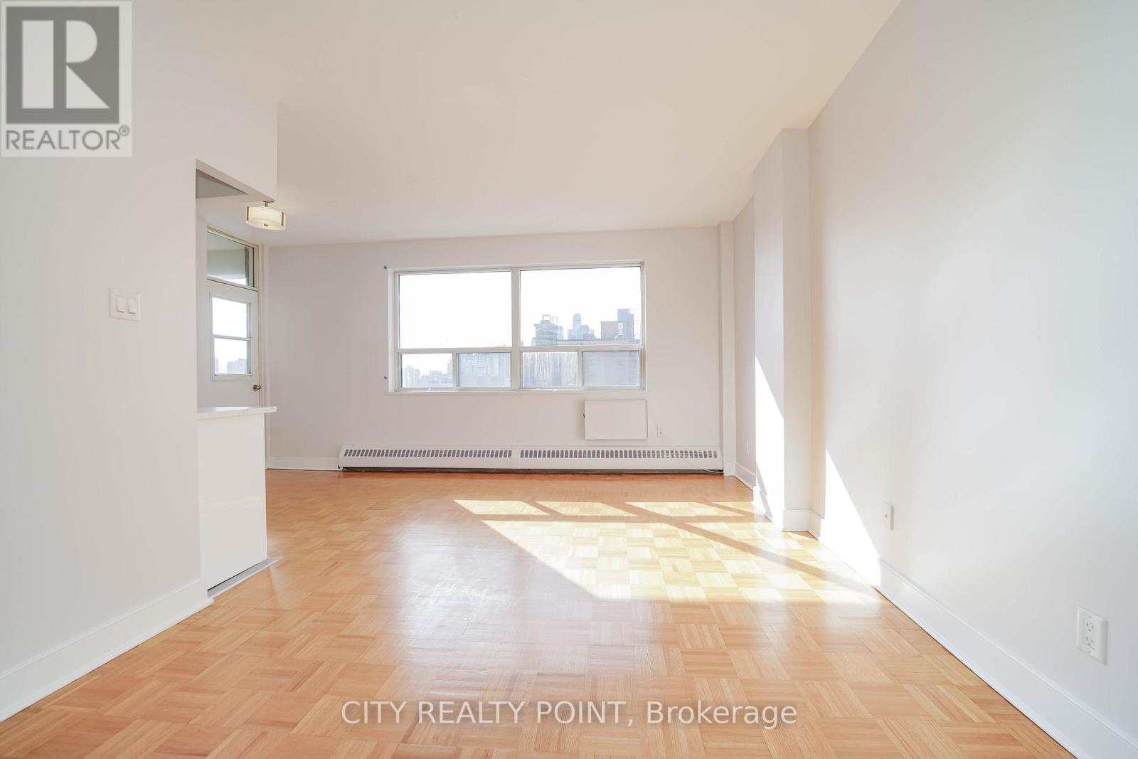 802 - 490 Eglinton Avenue E, Toronto, Ontario  M4P 1M4 - Photo 8 - C12778994