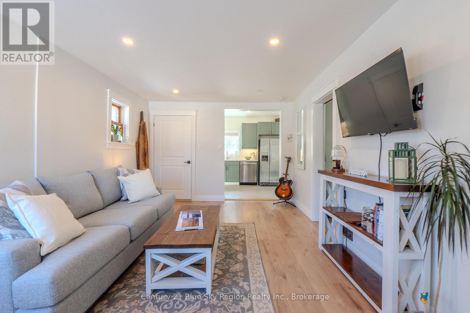 883 Hammond Street, North Bay (Central), Ontario  P1B 2H5 - Photo 3 - X12862558