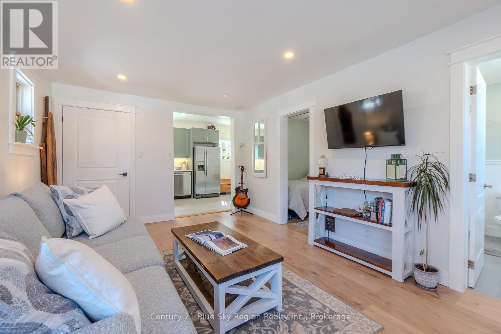 883 Hammond Street, North Bay (Central), Ontario  P1B 2H5 - Photo 5 - X12862558