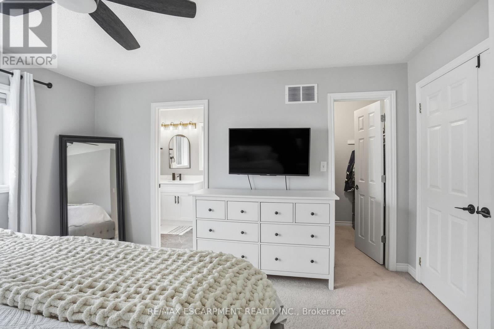 66 Blue Sky Trail, Hamilton, Ontario  L8B 0X6 - Photo 23 - X12858264