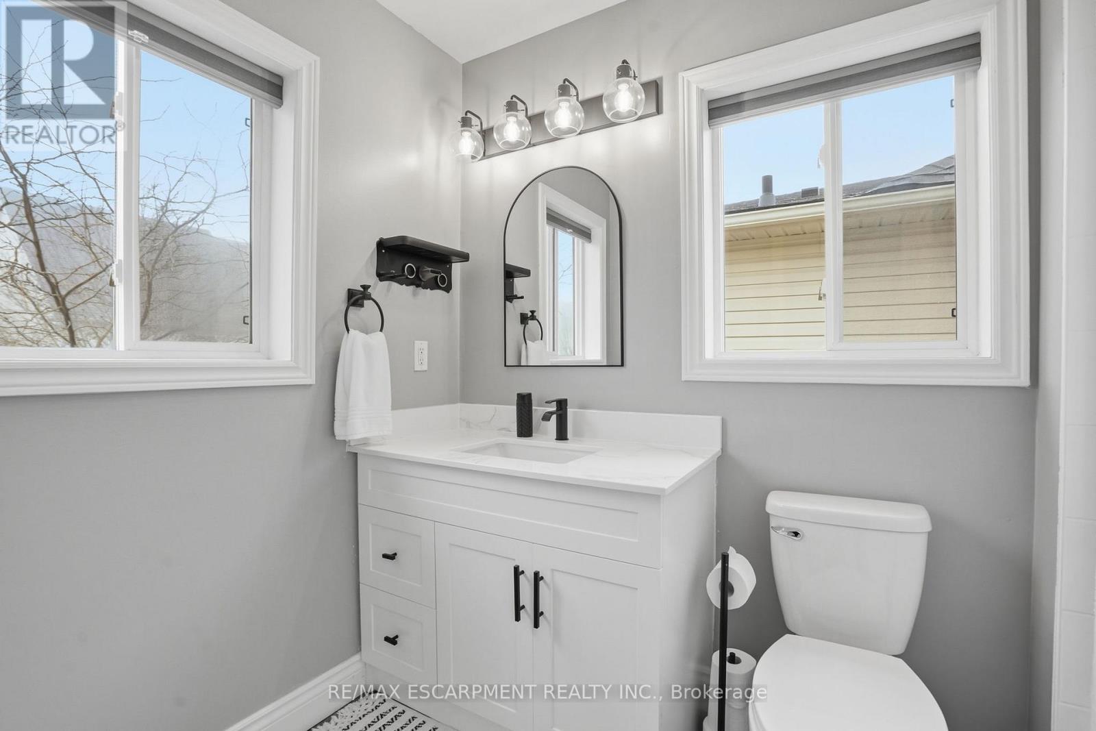 66 Blue Sky Trail, Hamilton, Ontario  L8B 0X6 - Photo 24 - X12858264