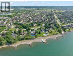 8 LOCHSIDE Drive, Stoney Creek, Ontario