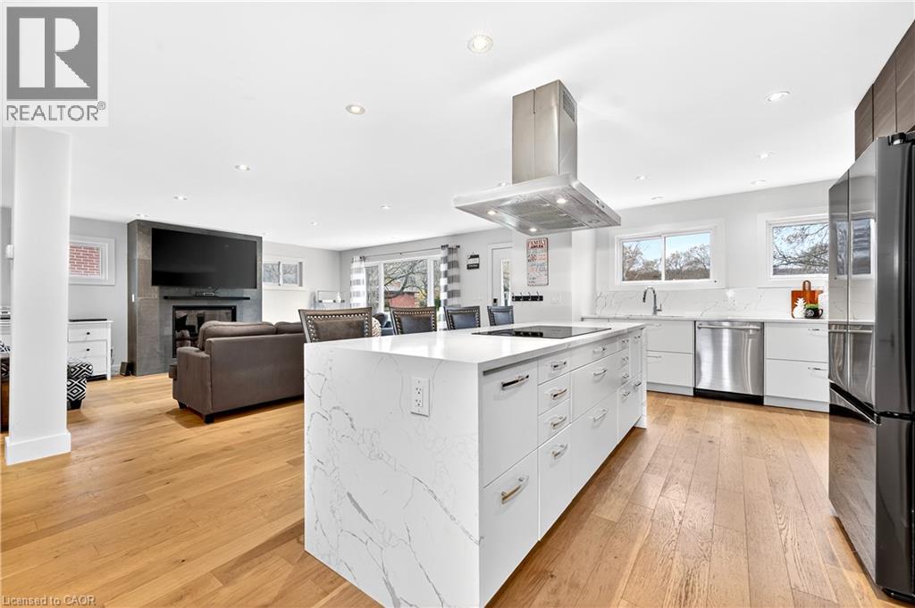 15 SWAN Drive, St. Catharines, Ontario