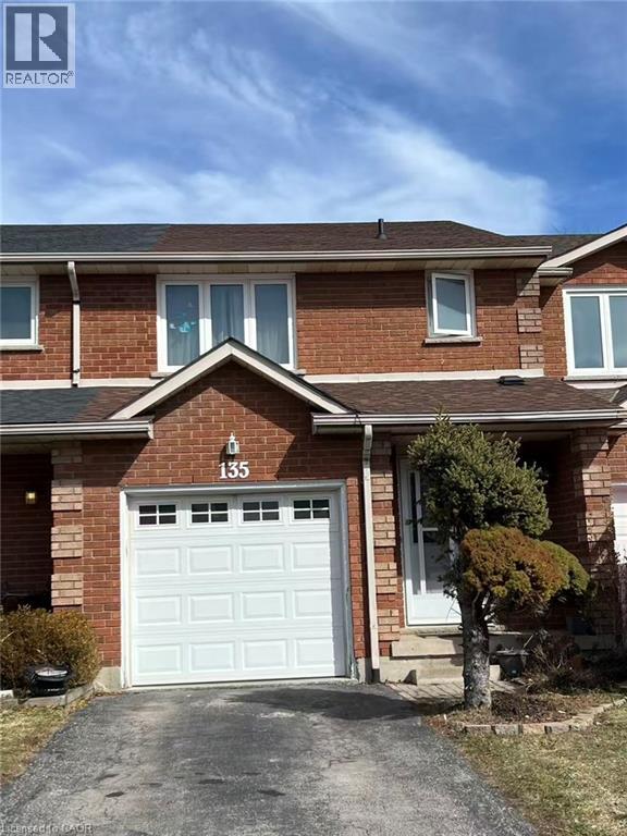 135 Essling Avenue, Hamilton, Ontario  L9B 2H9 - Photo 1 - 40810230
