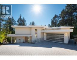 4437 PICCADILLY NORTH, West Vancouver, British Columbia