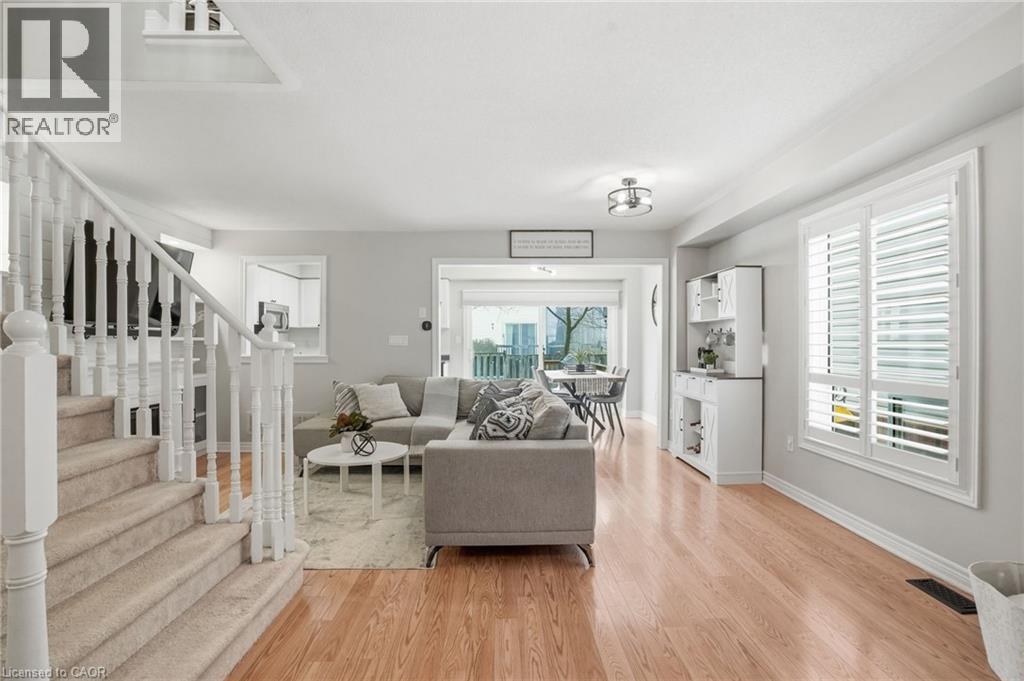 66 Blue Sky Trail, Waterdown, Ontario  L8B 0X6 - Photo 13 - 40810329