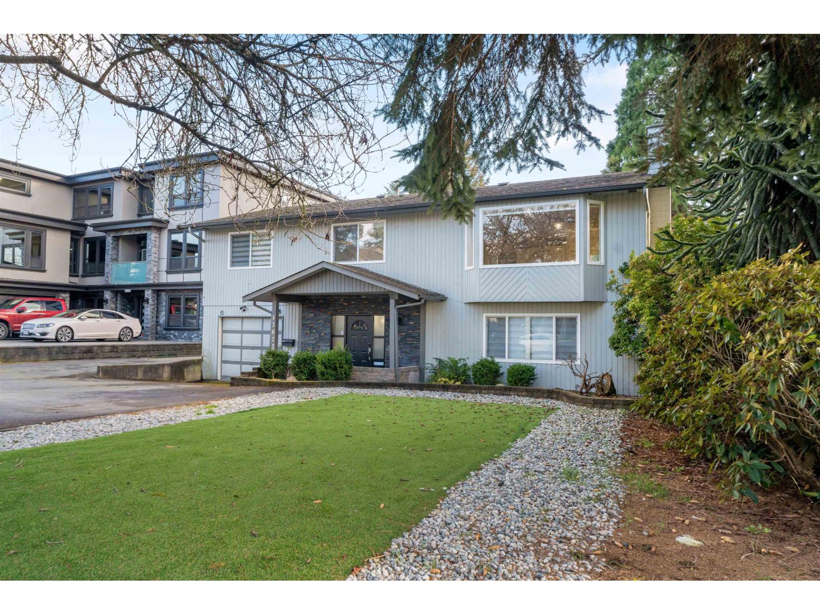 13822 92a Avenue, Surrey, British Columbia  V3V 6Y6 - Photo 2 - R3097006