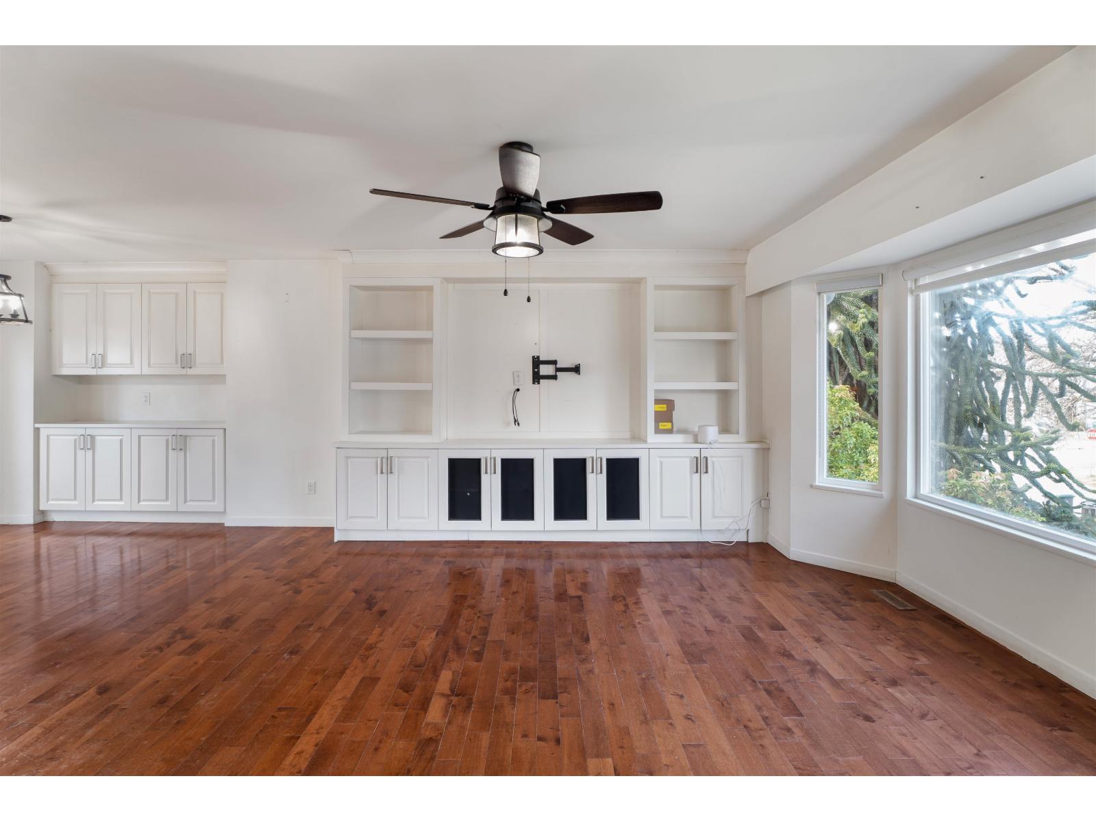 13822 92a Avenue, Surrey, British Columbia  V3V 6Y6 - Photo 7 - R3097006