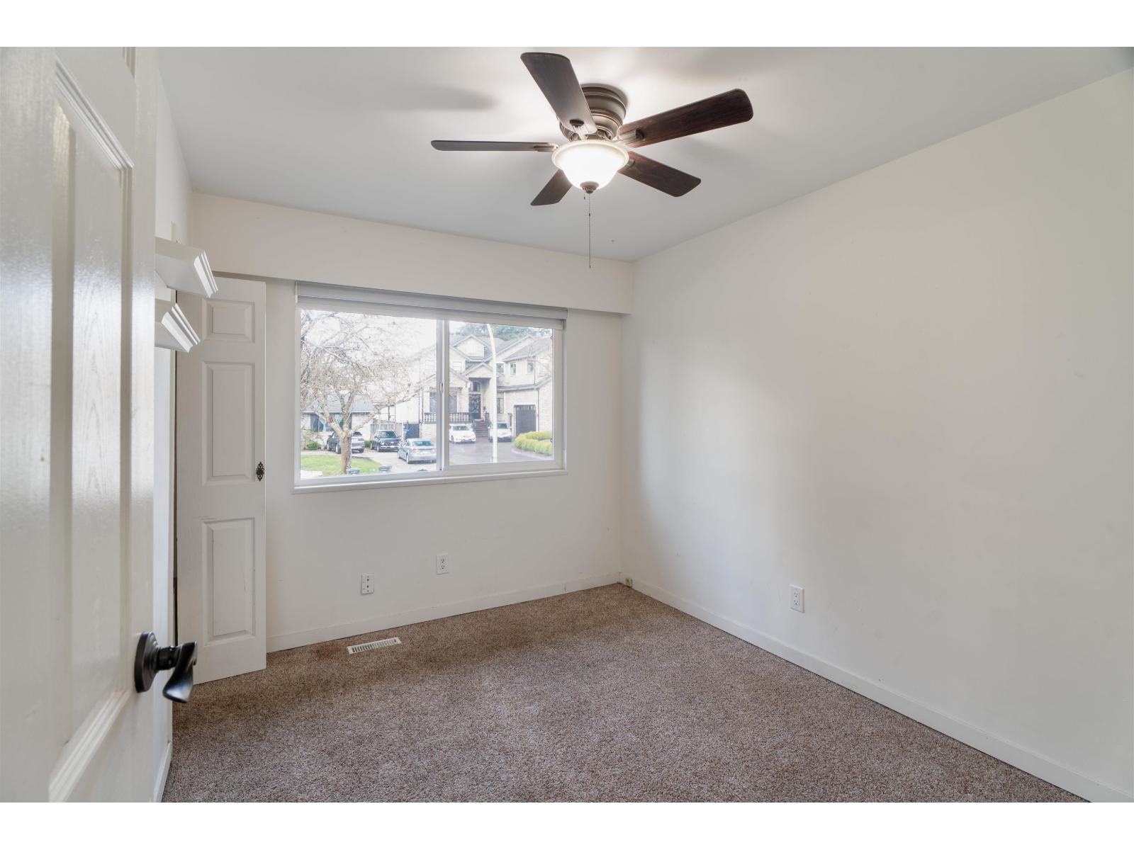 13822 92a Avenue, Surrey, British Columbia  V3V 6Y6 - Photo 16 - R3097006