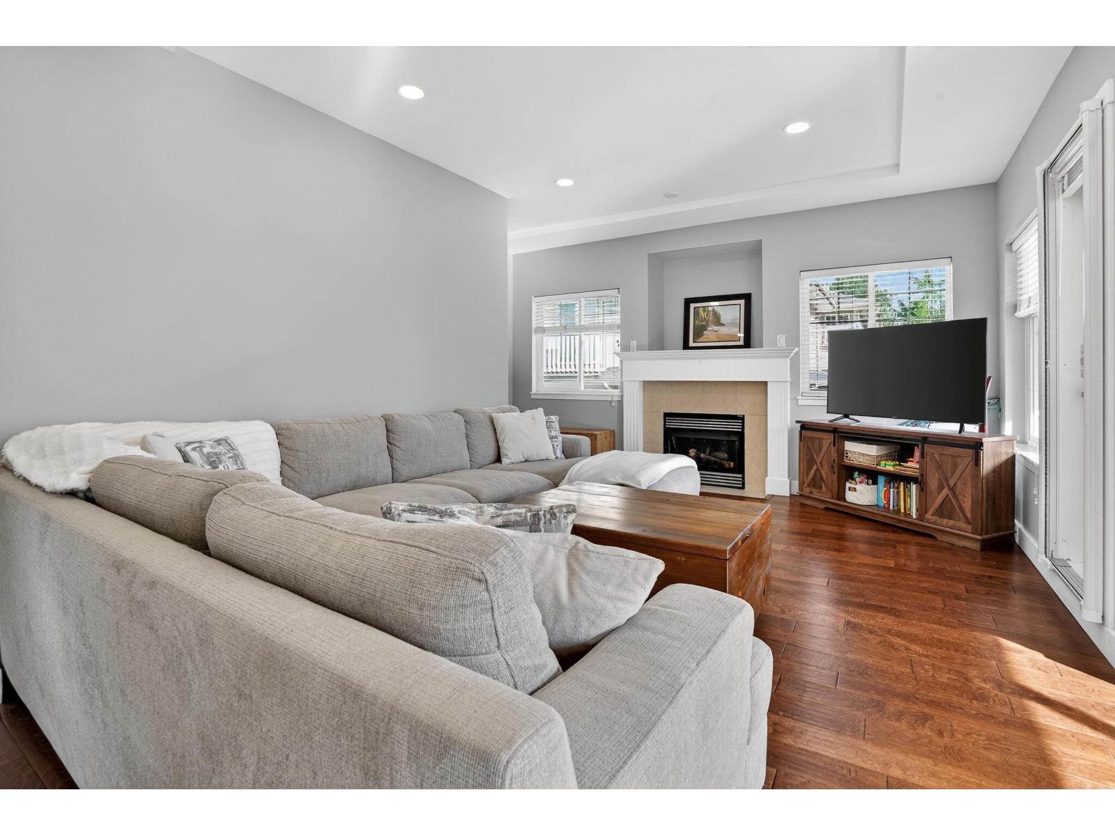 11 2733 Parkway Drive, Surrey, British Columbia  V4P 3P7 - Photo 3 - R3088483