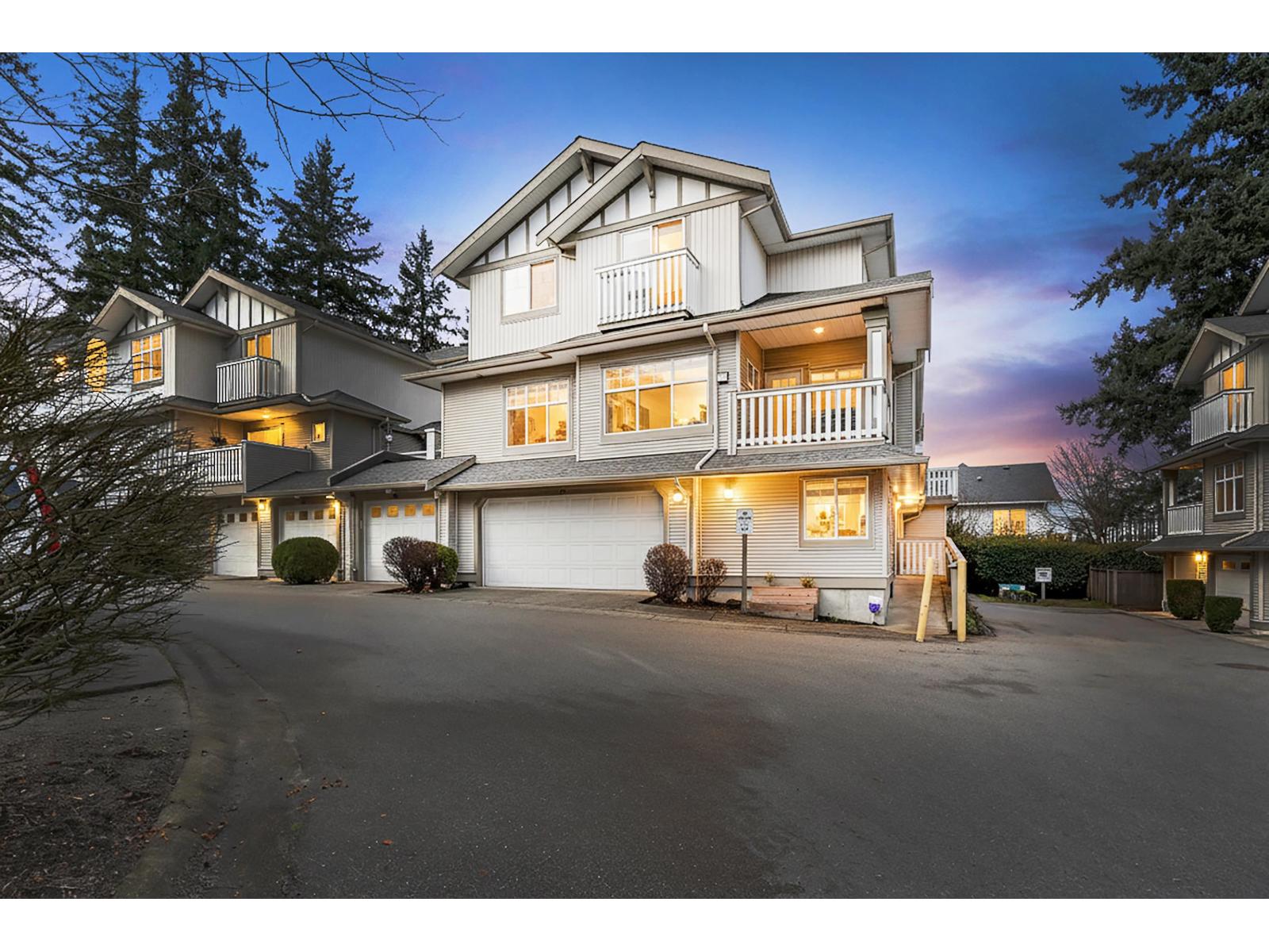 11 2733 PARKWAY DRIVE, Surrey, British Columbia
